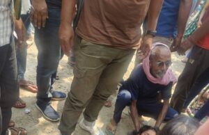 बस स्टेशन पर तेज रफ्तार ई-रिक्शा का कहर, स्कूली छात्राएं घायल
