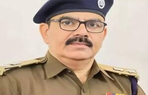 कार्य सरकार में बरती शिथिलता 17 पुलिस कर्मी लाइन हाजिर