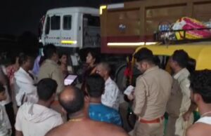 टेम्पो बाइक की भिड़ंत दो घायल