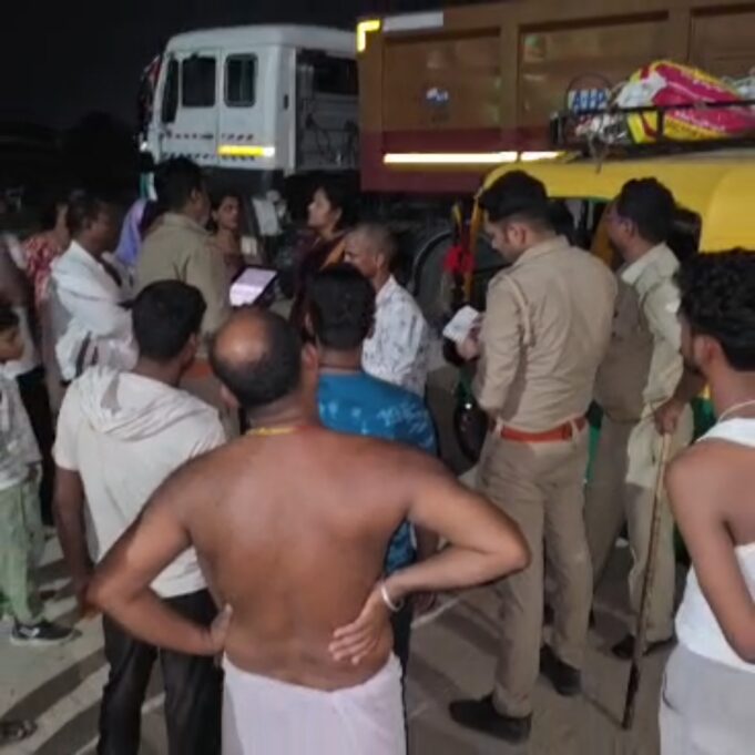 टेम्पो बाइक की भिड़ंत दो घायल