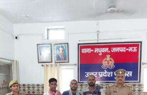 गायब हुए 63 हजार के 3 मोबाइल बरामद, मालिकों के खिले चेहरे
