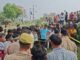 घोसी-मधुबन मार्ग पर रेलवे लाइन किनारे मिला राजमिस्त्री का शव, फोरेंसिक टीम ने जुटाए साक्ष्य
