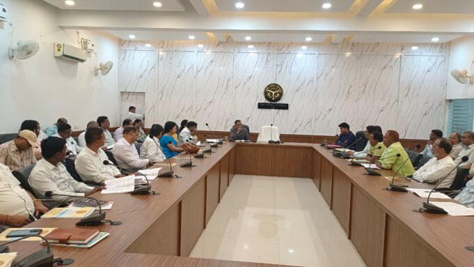 टीजीटी परीक्षा को निष्पक्ष एवं सुचितापूर्ण ढंग से संपन्न कराने हेतु स्टेटिक मजिस्ट्रेटों के साथ बैठक हुई संपन्न