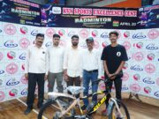 जनपद के मधुबन तहसील क्षेत्र के बाऊँडीह निवासी अंश यादव ने बनारस में