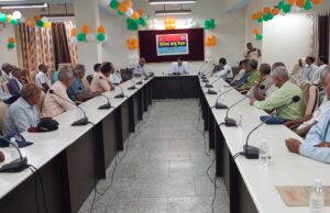 जिलाधिकारी के अध्यक्षता में जिला सैनिक बंधु की बैठक संपन्न।* *पूर्व सैनिकों की समस्याओं का प्राथमिकता के आधार पर होगा निस्तारण : जिलाधिकारी