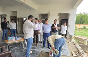 मुख्य विकास अधिकारी ने तहसील मधुबन स्थित बस स्टेशन के पुनर्निर्माण कार्य का किया निरीक्षण