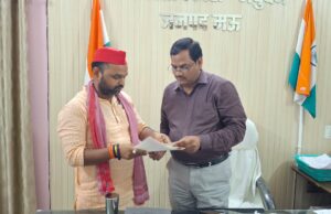 साधन सहकारी बीज गोदामों से धान के बीज गायब,डबल विद्युत बिल आने उपभोक्ता परेशान