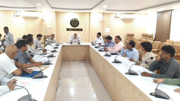 अंतर्राष्ट्रीय योग दिवस-2026 के सफल आयोजन हेतु तैयारियों की समीक्षा बैठक सम्पन्न