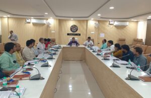 प्रधानमंत्री आदर्श ग्राम योजना के अंतर्गत चयनित ग्रामों की ग्राम विकास योजनाओं के अनुमोदन हेतु बैठक संपन्न