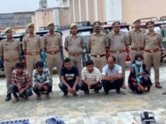 -रिक्शा चोर #गिरोह का पर्दाफाश, 20 लाख का माल बरामद। 8 ई-#रिक्शा-36 बैटरी के साथ महिला समेत 6 गिरफ्तार