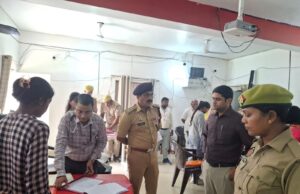 जिलाधिकारी ने होमगार्ड भर्ती परीक्षा की शारीरिक दक्षता परीक्षा एवं अभिलेखीय सत्यापन प्रक्रिया का किया निरीक्षण