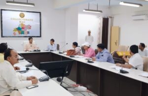 जिलाधिकारी के निर्देश पर जनपद के बड़े व्यावसायिक प्रतिष्ठानों में सुरक्षा मानकों की हुई सघन जांच,मैरिज हॉल, होटल, अस्पताल, लाइब्रेरी, मॉल एवं अन्य प्रतिष्ठानों का किया गया निरीक्षण