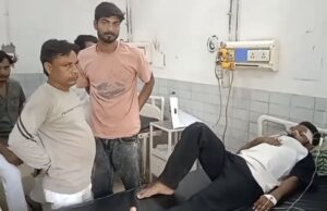 चार पहिया वाहन और टेंपो की टक्कर में भाई-बहन घायल