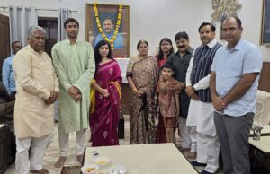 डॉ. निशीथ राय की प्रथम पुण्यतिथि पर लखनऊ में श्रद्धांजलि सभा, राजनेताओं और परिजनों ने किया नमन