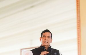 स्व. कल्पनाथ राय की पुण्यतिथि पर ए.के. शर्मा की बड़ी पहल, 5 मेगावाट सोलर पार्क का शिलान्यास और प्रतिमा का अनावरण माफिया मुक्त होकर विकास की राह पर बढ़ रहा मऊ, सौर पार्क से 5 हजार घर होंगे रोशन : ए.के. शर्मा