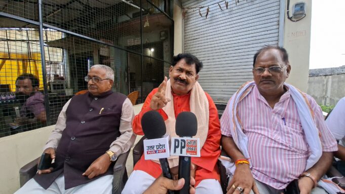 यूजीसी और आरक्षण के विरोध में 11 सितंबर को जनपद मुख्यालय पर धरना, मधुबन में सवर्ण समाज ने शुरू किया जनसंपर्क, देवेंद्र सिंह ने चंद्रशेखर आजाद पर किया तीखा व्यंग्य