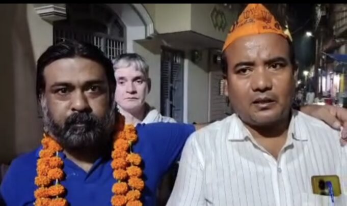 मऊ के लाल कायम मेहदी बनें दिल्ली प्रदेश भाजपा आईटी प्रमुख, पदाधिकारियों ने परिवार को किया सम्मानित